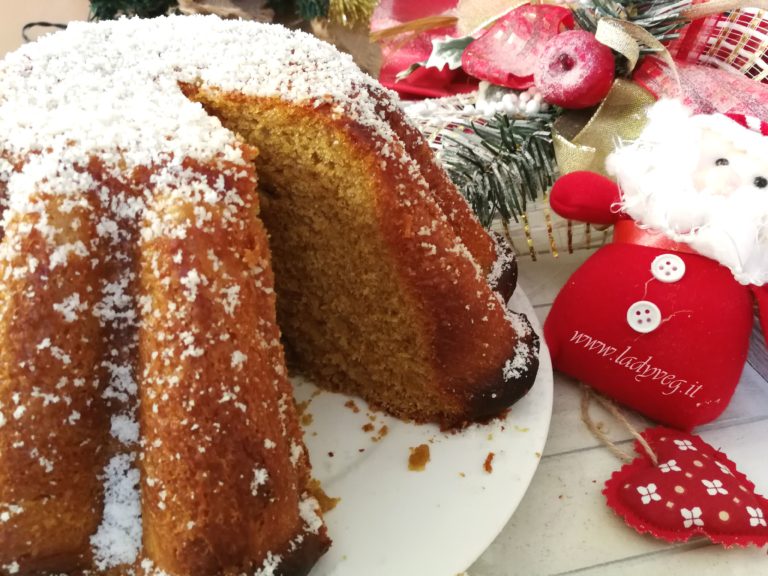 Pandoro Vegano Soffice E Morbido: Ricetta Dettagliata - LadyVeg